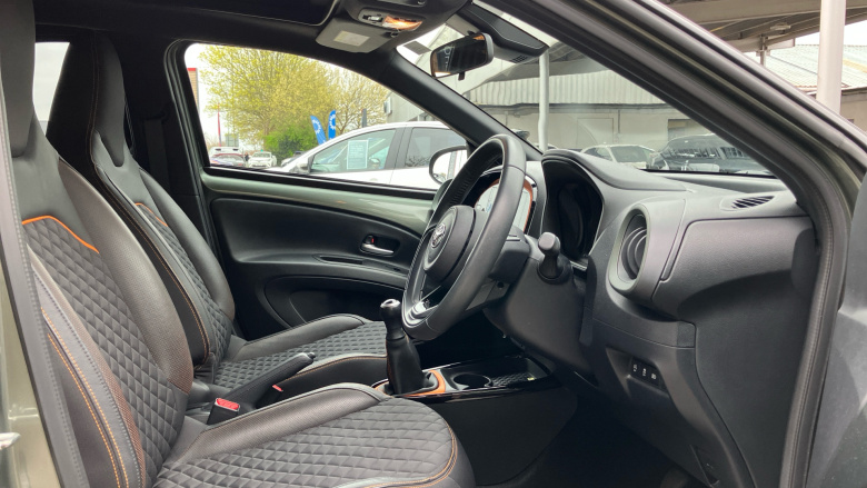 Toyota Aygo 1.0 VVT-i X-Clusiv 5dr Petrol Hatchback